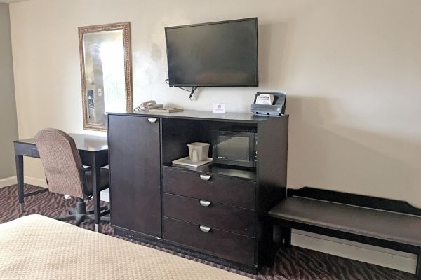 RED CARPET INN AND SUITES DANVILLE (Danville)